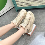 Women Winter Shoes Short Plush Platform Sneakers Vulcanize Lace-up Women Keep Warm Snow Botines Female 2023 Luxury Botas