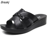 Summer New Fashion Leather Sandals Women's Slippers Comfortable Soft Bottom Non-slip Slippers Outdoor Sports Beach
