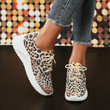 2023 New Leopard Knitted Sneakers Women Lightweight Breathable Running Shoes Woman Non Slip Casual Flats Shoes Size
