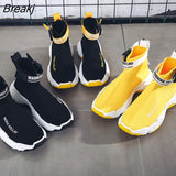 Women and Men Sneakers Breathable Running Shoes Outdoor Sports Shoes Comfortable Casual Couples Gym Mens Shoes Zapatos De