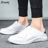 Men's Sandals 2022 New Outdoor Beach Sandals Anti-skid Kitchen Working Shoes Men Casual Slippers Sports Sandals Driving