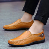 Men Casual Shoes Fashion Genuine Leather Mens Loafers Comfortable Moccasins Breathable Slip on Black Driving Shoes Plus Size