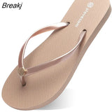 New Summer New Clip Toe Slippers Fashion Outdoor Flat Beach Sandals Female Anti-slip Casual Flip Flops Pantuflas De