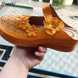 New Leisure Shoes Sports Shoes Baotou Middle Heel Slope Heel Women's Sandals Outdoor Slippers womens Shoes Comfort