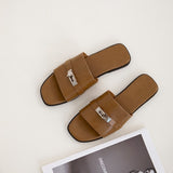 Selling Women's Slippers Open Toe Flat Heels Metallic Decor Designer Sexy Womens Mules Runway Flip Flops Sandalias