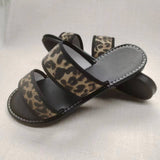 Breakj Women 2025 New Large-Size Leopard Rivet Flat Bottom Wearing Beach