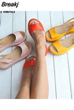 Design Women Shoes Slippers Woman Pink Jelly Summer Flip Flops Beach Shoes Female Pool Sandals Flat Platform Ladies