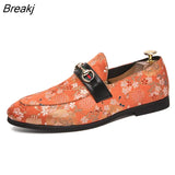 Chinese style embroidered leather shoes men large size personality horse title buckle business casual loafer