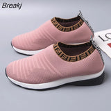 Women's Sports Running Shoes New Summer Mesh Breathable Slip-on Women's Sneakers Fashion All-match Casual Flat Shoes Plus