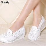Quality Flats Casual Slip On Loafers Women Shoes Leather Comfortable Soft Bottom Flat Shoes Vintage Style Women