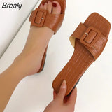 New Style Women Summer Slippers Buckle Strap Design Slippers Women Beach Flat Square Heel Lightweight Fashion Women
