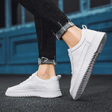 Men Shoes lace up Fashion genuine Leather Board Shoe Comfortable Casual Shoes men Outdoor Male Sneakers Tenis