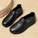 Soft new Soled Mother Black Single Shoes Leather Non-slip Casual Comfortable Middle-aged Ladies Flat Shoes Ladies