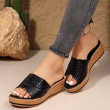 New Women Fashion Sandals Comfortable Sport Sandals Open Toe Non-Slip Cut Out Soft Female Wedges Slippers Plus Size