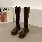With Long Boots In The Autumn Of 2024, The New Tall, Small Boots Are No More Skid-Proof Than Knee-Soled Knight