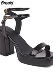 New Fashion 2023 Chunky High Heels Sandals Summer Ankle Buckle Riveted Design Ladies Sandals Comfy Walking Simply