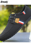 Men Casual Shoes Brand Breathable British Mens Sneakers 2023 Fashion Lace Up Soft Flats Driving Shoes all match peas