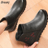 Winter Women's Leather Ankle Boots Lady Soft Flat Shoes Casual Comfortable Side Zip Ankle Boots Mother Warm Snow