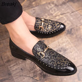 Men Dress Shoes Spring Autumn Slip on Patent Leather Male Loafers Pointed Toe Formal Shoe Large Size Flats Soft Luxury Mens