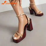 New Fashion 2023 Chunky High Heels Sandals Summer Ankle Buckle Riveted Design Ladies Sandals Comfy Walking Simply