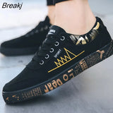 Men Casual Shoes Canvas Light Comfortable Sneakers Outdoor Walking 2023 New Flats Men Shoes Fashion Zapatillas