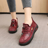 Leather Fur Moccasins Women Sport Sneaker for Elderly Female Soft Warm Comfortable Loafers Size 41 Zapatos Mujer