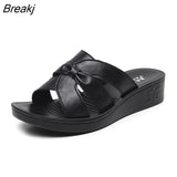 Summer New Fashion Leather Sandals Women's Slippers Comfortable Soft Bottom Non-slip Slippers Outdoor Sports Beach