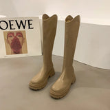 With Long Boots In The Autumn Of 2024, The New Tall, Small Boots Are No More Skid-Proof Than Knee-Soled Knight