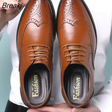 Men Dress Shoes Handmade Brogue Style Party Leather Wedding Shoes Men Flats PU Leather Formal Shoes Breathable Business