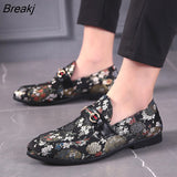 Chinese style embroidered leather shoes men large size personality horse title buckle business casual loafer