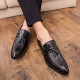 Men leather loafers Shoes outdoor Handsome Comfortable Brand breathable Men pointed top tassel Casual Shoes size 38-46