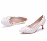 HOT White Flower Lace Wedding Shoes Low-Heeled 5CM Pearl Bridal Shoes Princess Pumps Platform Shoes Women Plus Size
