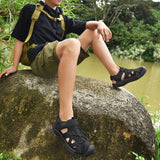 Men Sandals outdoor fashion Genuine Leather Men Beach Summer Casual Shoes Gladiator Sandals Anti-Collision Toe men