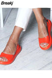 Design Women Shoes Slippers Woman Pink Jelly Summer Flip Flops Beach Shoes Female Pool Sandals Flat Platform Ladies