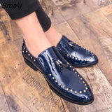 size leather shoes 38-46 punk style rivet point with a foot pedal bean shoes bright leather