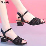 New Women's Rhinestone Summer Middle-Aged Comfortable Sandals Chunky Heel Mid Heel Non-Slip Mom Shoes Sandals Women's