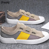 Men's Vulcanized Shoes New in Designer Sneakers Breathable Men Loafers Canvas Mocassins Soft Sole Comfortable Casual Shoes