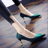 Classic Slip on Red Square Heel Shoes for Office Women Fashion Sweet Black Pointed Toe Party Pumps Salto Alto