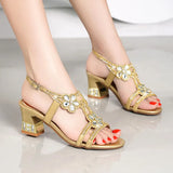 The Summer Of 2024, The New Fashionable Diamond Flat-Soled Sandals, Fairy Sandals, Simia Crystal Sandals Are Worn