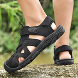 Men Sandals outdoor fashion Genuine Leather Men Beach Summer Casual Shoes Gladiator Sandals Anti-Collision Toe men