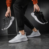 Size 48 Hot Sneakers Men Shoes Lightweight Running Shoes Sports Athletic Shoes Black White Designer Shoes Men