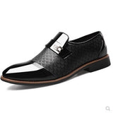 Men's shoes Leather Embossing Classic Fashion Luxury men shoes Wear-resistant Non slip Mans footwear Anti-slip Black