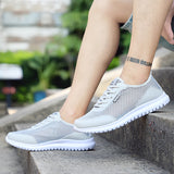 Outdoor Mesh Light Sneakers Men Casual Shoes Male Fashion Casual Shoes 2023 Comfortable Casual Footwear Men