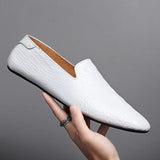 Men Shoes Moccasins genuine Leather Casual Driving slip on Shoes fashion Men Loafers outdoor Moccasins Italian Shoes for Men