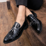 men dress shoes Luxury Italian Style Pointed Toe Formal Wedding party Casual Lace-Up Business genuine Leather Man Shoes