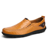Men Casual Shoes Fashion Genuine Leather Mens Loafers Comfortable Moccasins Breathable Slip on Black Driving Shoes Plus Size