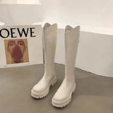 With Long Boots In The Autumn Of 2024, The New Tall, Small Boots Are No More Skid-Proof Than Knee-Soled Knight