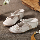 Breakj And Summer New Style Outside The Home Wearing Thick Bottom New Chinese Style Lady Embroidered Plain Slippers