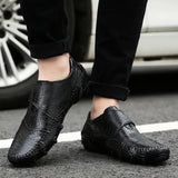 Leather Men Moccasins slip on Soft Casual Loafers handmade Leisure shoes Breathable flats Comfortable for men