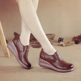 2023 First Layer Cowhide Platform Bottom Comfortable Women's Shoes Leisure Leather Comfortable Women's Single Shoes Middle-Aged And Elderly Mother